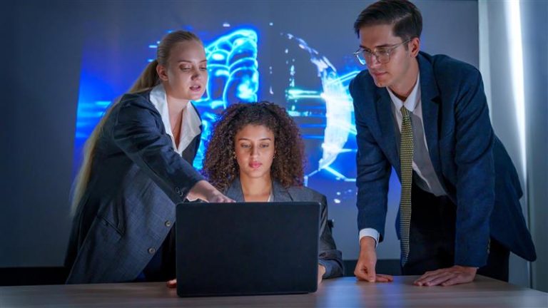 Are You Making These 5 IT Mistakes? A Guide for SMEs in the UAE